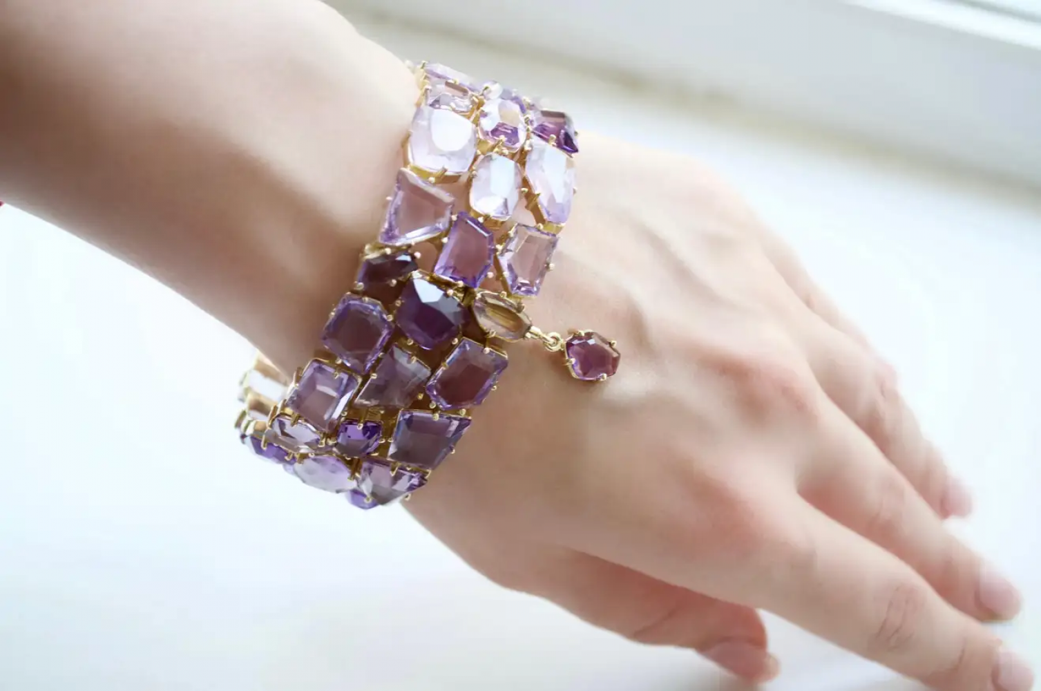 120 Carat Amethyst Rose de France 14 Karat Yellow Gold Bracelet