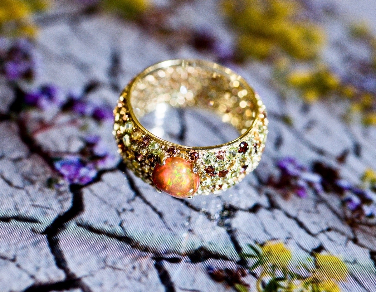 Mexican Fair Opal Yellow Gold Cocktail Ring