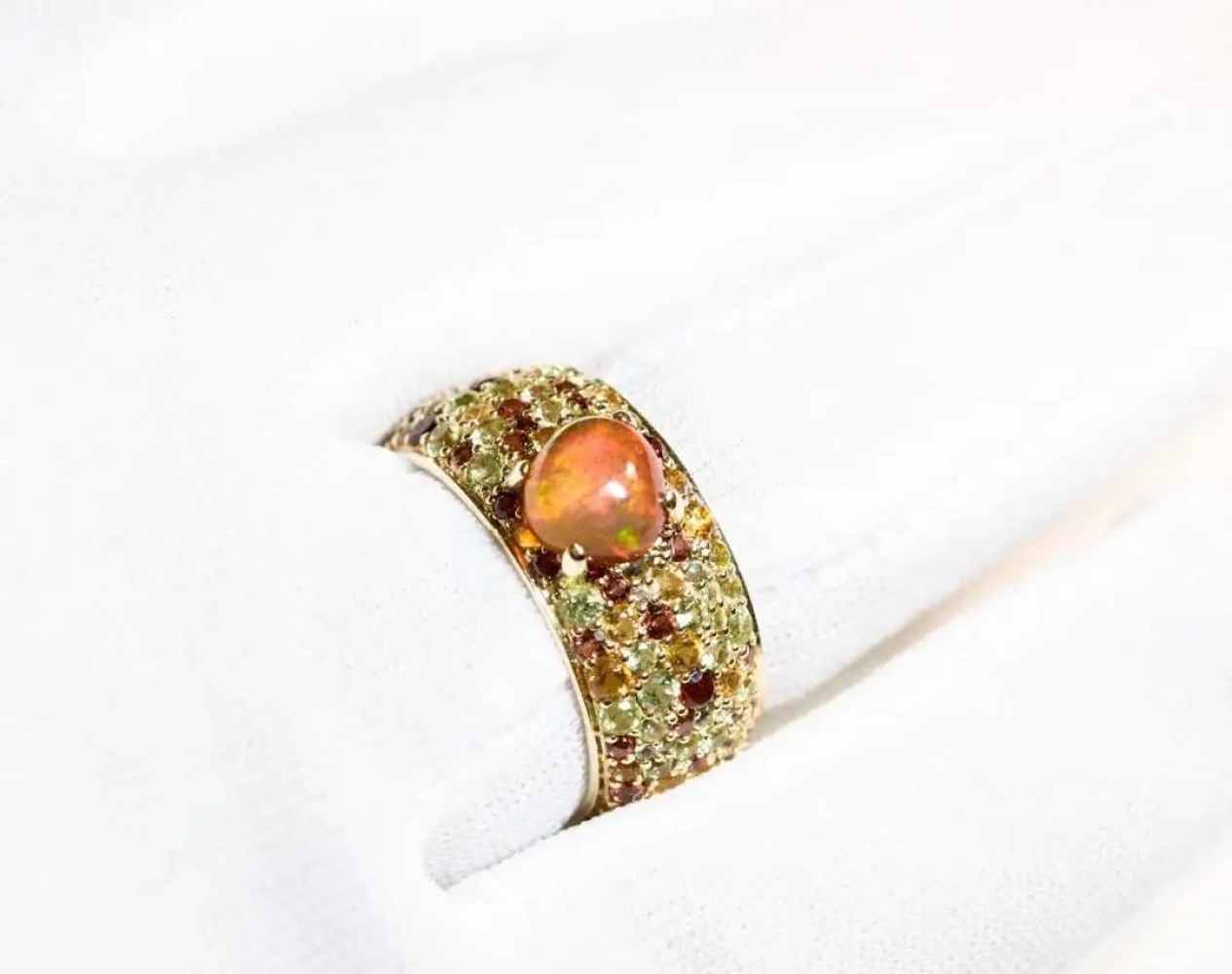 0.8 Carat Mexican Fair Opal Peridot Citrine Garnet 14 Karat Yellow Gold Ring