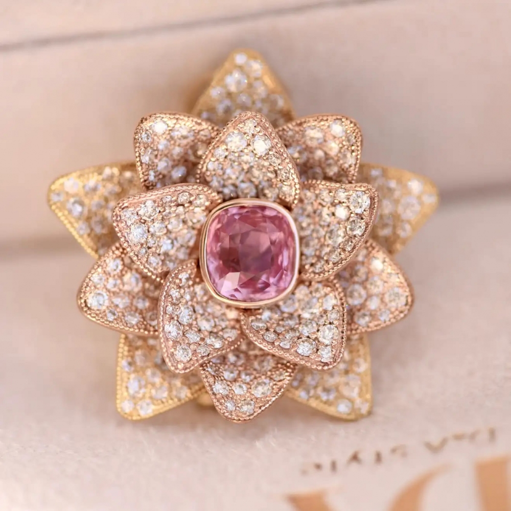 3,3 Carat Padparadscha Sapphire Diamonds 18 Karat Rose Gold Lotus Pendant by D&A