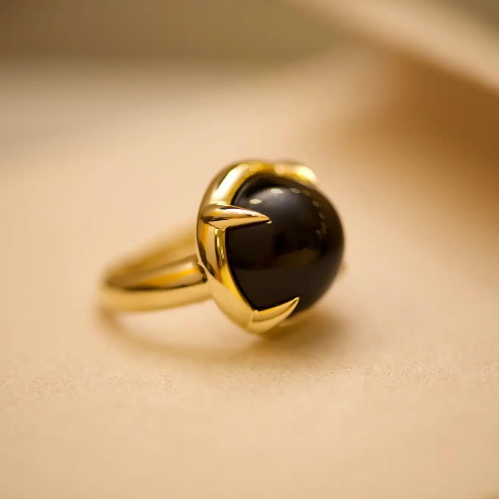 19 Carat Natural Black Obsidian 14 Karat Yellow Gold Ring